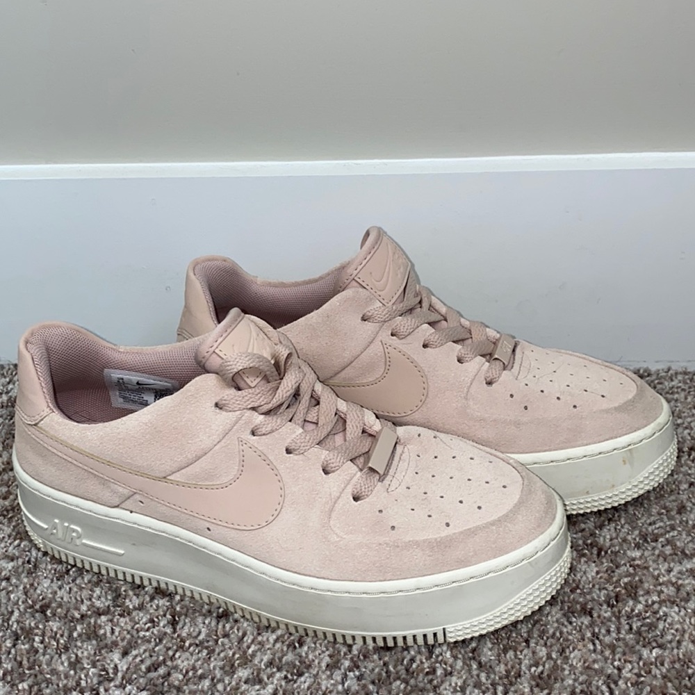 NIKE AIR FORCE 1 Sage Low 🚀